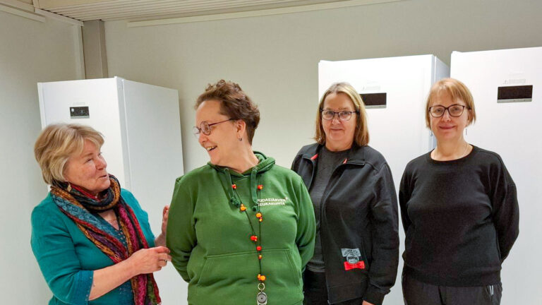 Ensimmäiset vapaaehtoiset