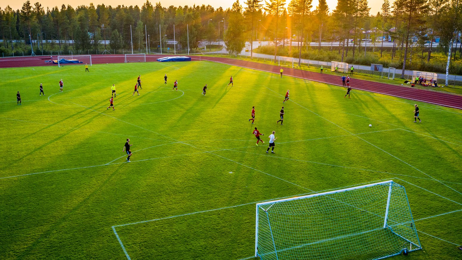 Suojalinnan jalkapallokenttä