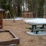 Lakarin leikkipuisto