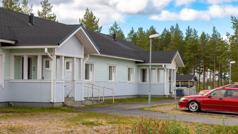 Lentäjänmaja ulkoa