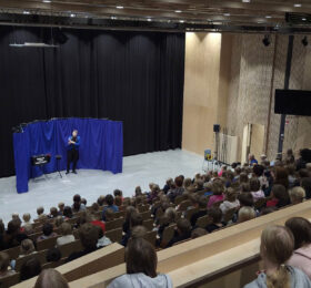 Taikuri Timo Tiikkanen