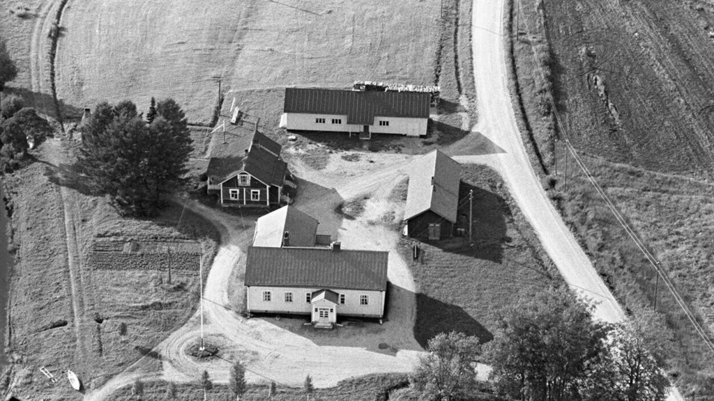 Kunnantalo Ritolantiellä ilmasta katsottuna 1950-luvulla