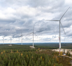 Tuulimyllyjä Tolpanvaarassa